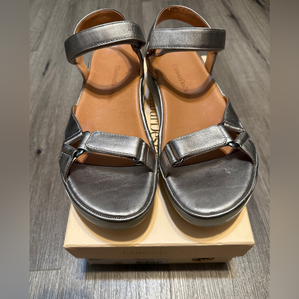 L’Amour Des Pieds Vasey Leather Sandals in Pewter Metalli EUC size 11 - Picture 2 of 8